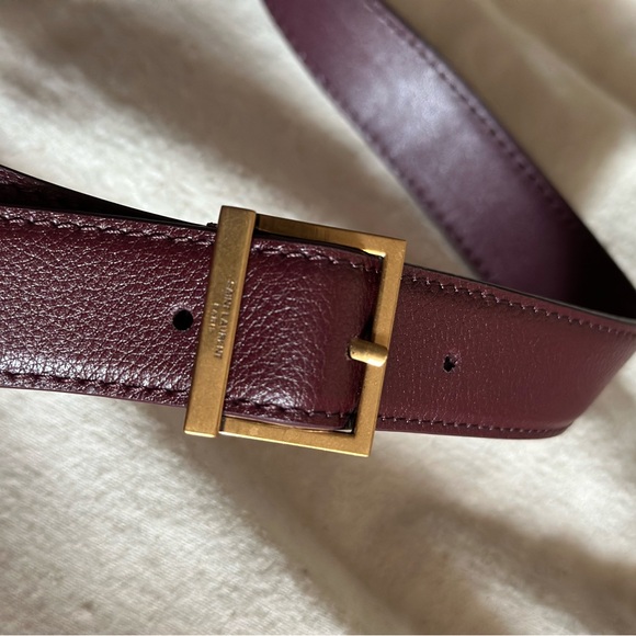 Yves Saint Laurent Burgundy Hobo Bag with Gold Accents le 5 a 7 small - Picture 4 of 8